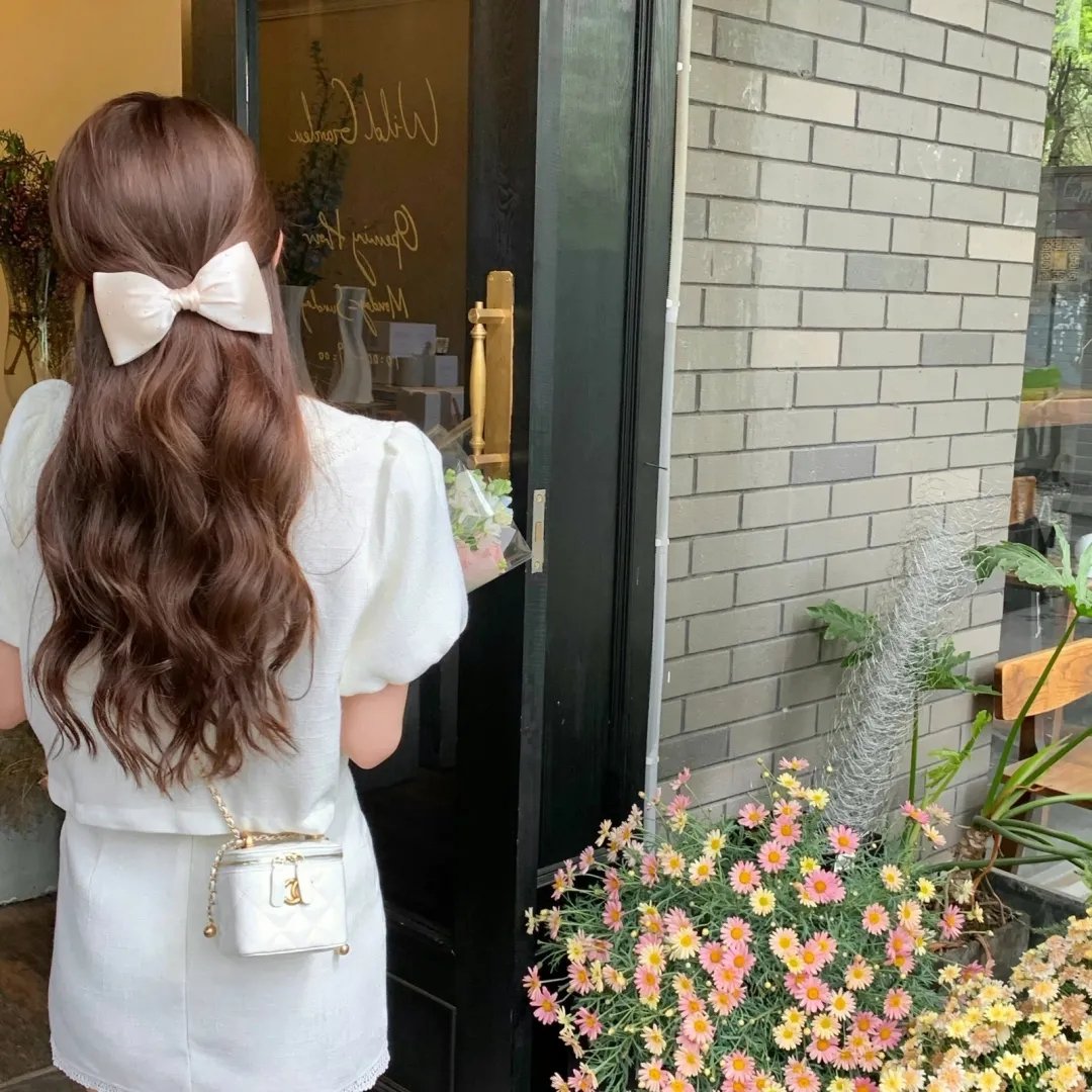 湖畔惊魂
